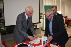 566208014_877056678011685_661959306680518977_n