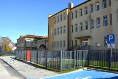 561684888_877996021251084_5860139388031384210_n