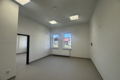 566211203_877995614584458_2150673128340808129_n